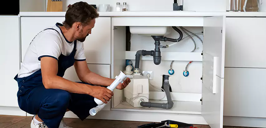 Plumbers for Frozen Pipes in Ridgewood